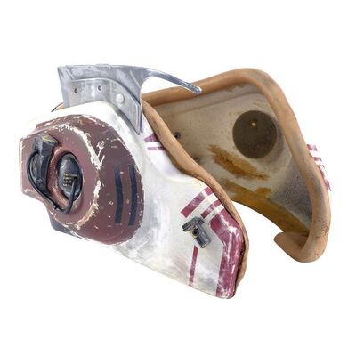 Lot # 419: Star Wars: Return Of The Jedi (1983) - Production-Made A-Wing Pilot Helmet