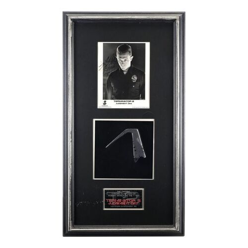 Lot # 440: Terminator 2: Judgment Day (1991) - Robert Patrick-Autographed T-1000 Picture and Hook Display