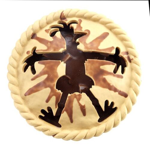 Lot # 621: Chicken Run (2000) - Chicken Pie Display