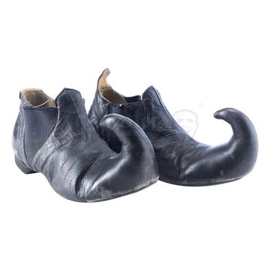 Lot # 696: Elf (2003) - Young Buddy the Elf's (Max Favreau) Shoes