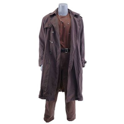 Lot # 699: End Of Days (1999) - Jericho Cane's (Arnold Schwarzenegger) Assassin Chase Costume