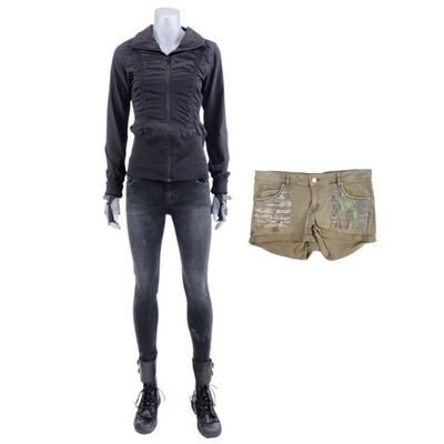 Lot # 717: The Expendables 3 (2014) - Luna's (Ronda Rousey) Costume