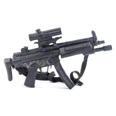 Lot # 1308: Stargate SG-1 (T.V. Series, 1997 - 2007) - Amanda Tapping-Autographed Stunt MP5 Machine Gun