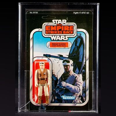 Lot # 1704: Star Wars: The Empire Strikes Back (1980) - Charles Lippincott Collection: Rebel Soldier (Hoth Battle Gear) ESB31B AFA 80 NM