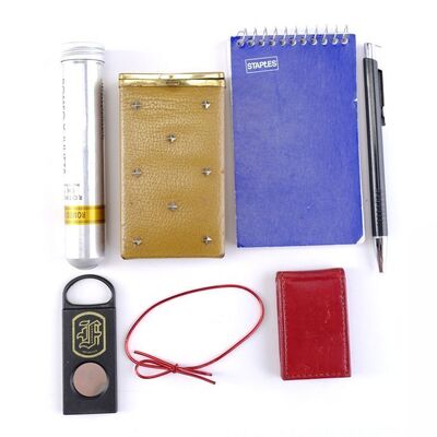 Lot # 40: Hector "Tio" Salamanca (as played by Mark Margolis) Accessories