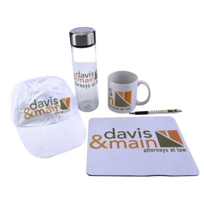 Lot # 45: Davis & Main Branded Office Items