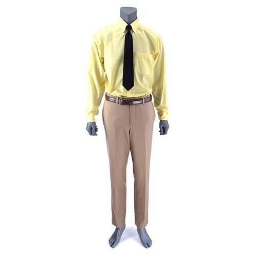 Lot # 81: Gus Fring (as played by Giancarlo Esposito) Los Pollos Hermanos Restaurant Costume