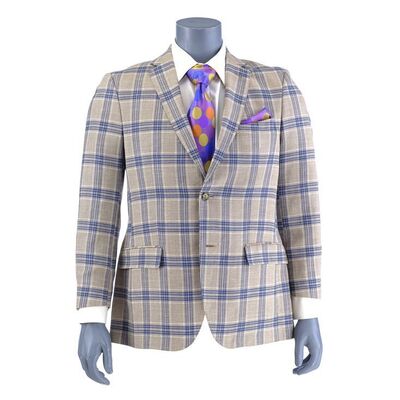 Lot # 231: Saul Goodman (as played by Bob Odenkirk) Better Call Saul Office Suit Components