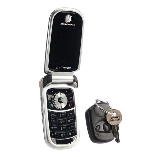Lot # 233: Hank Schrader (as played by Dean Norris) Cell Phone and Keys