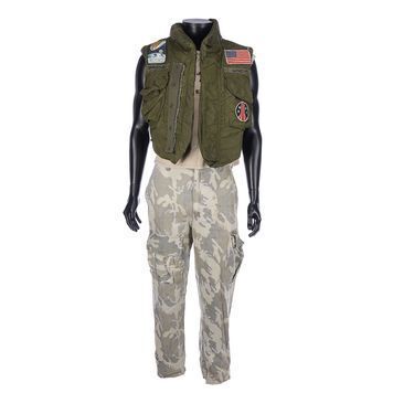 Lot # 23 : ALIENS (1986) - Harry Harris Collection: Pvt. Drake's (Mark Rolston) Flak Jacket and Fatigues