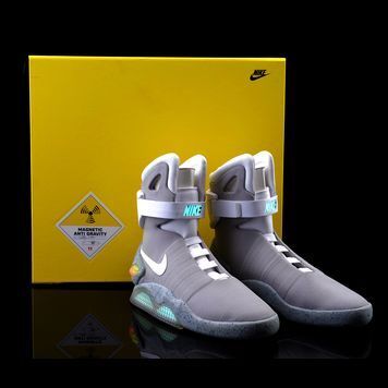 Lot # 52 : BACK TO THE FUTURE PART II (1989) - Official Licensed (2011)  Light-up Size 11