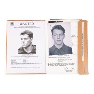 Lot # 86 : BOURNE ULTIMATUM, THE (2007) - Jason Bourne's (Matt Damon) Intelligence File