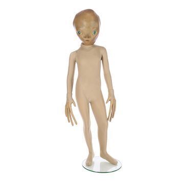 Lot # 108 : CLOSE ENCOUNTERS OF THE THIRD KIND (1977) - Alien Costume Display