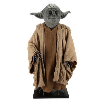 Lot # 353 : STAR WARS: THE PHANTOM MENACE (1999) - Yoda's Jedi Robes
