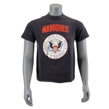 Lot # 608 : GUNS N' ROSES - Slash's Ramones T-Shirt