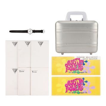 Lot # 686 : AUSTIN POWERS: THE SPY WHO SHAGGED ME (1999) - Dr. Evil Watch and Notepad, Crew Window Cards and Mini Me (Verne Troyer) Briefcase