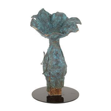Lot # 742 : BEETLEJUICE (1988) - Miniature Floral Sculpture