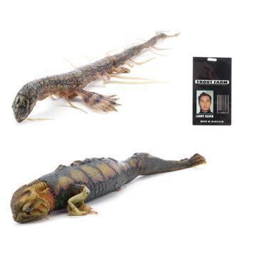 Lot # 887 : EXISTENZ (1999) - MetaFlesh GamePod and UmbyCord with Ted Pikul's (Jude Law) Trout Farm ID and Trout Puppets