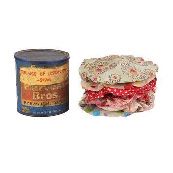 Lot # 1033 : IT CHAPTER TWO (2019) - Losers' Screen-matched Coffee Tin and Shower Caps