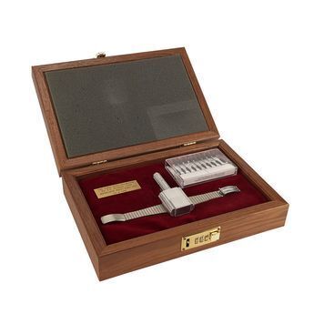 Lot # 1045 : JAMES BOND: MOONRAKER (1979) - Peter Nelson Collection: S.D. Studios Replica Wrist Dartgun