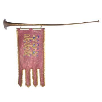 Lot # 1104 : KNIGHT'S TALE (2001), A - Tournament Herald's Trumpet with Banner