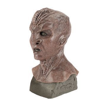 Lot # 1325 : STAR TREK: DISCOVERY (T.V. SERIES, 2017 - 2022) - Klingon Mask