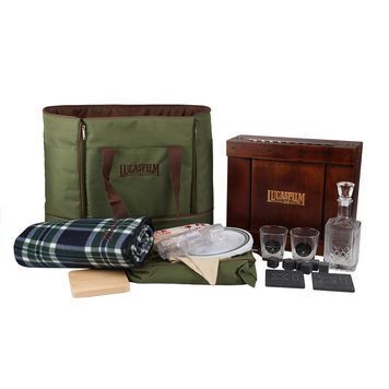 Lot # 1327 : LUCASFILM - Picnic Set and Whisky Gift-box Crew Gifts