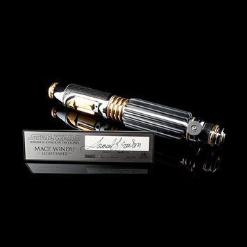 Lot # 1342 : STAR WARS: ATTACK OF THE CLONES (2002) - Mace Windu (Samuel L. Jackson) Signature Edition Replica Lightsaber