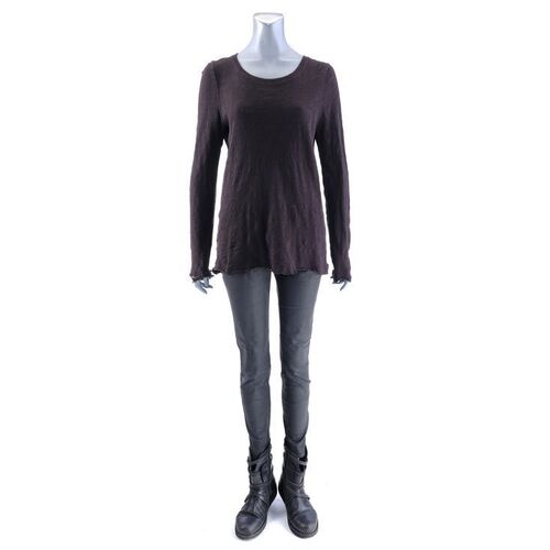 Lot # 18: Dahj Asha (Isa Briones) Introduction Costume