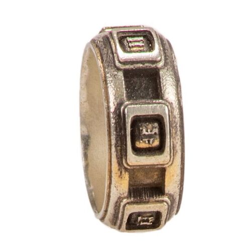 Lot # 42: Narek (Harry Treadaway) Ring