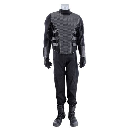 Lot # 51: Romulan Black Ops Uniform at Chateau Picard