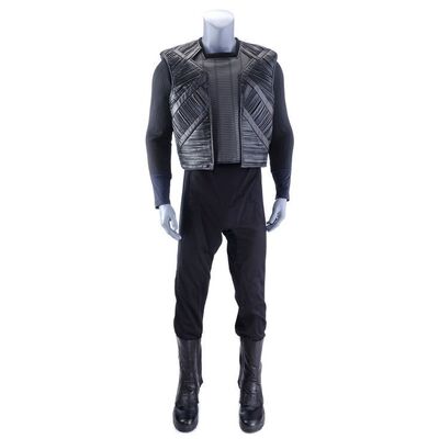 Lot # 114: Romulan Sentry Guard Uniform