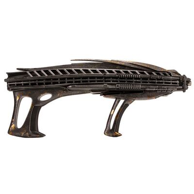 Lot # 128: Romulan Static Disruptor Rifle