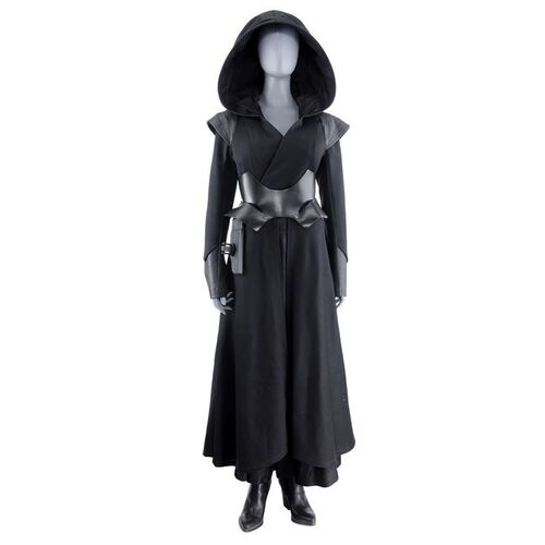Lot # 140: Tal Shiar Zhat Vash Admonition Ritual Costume