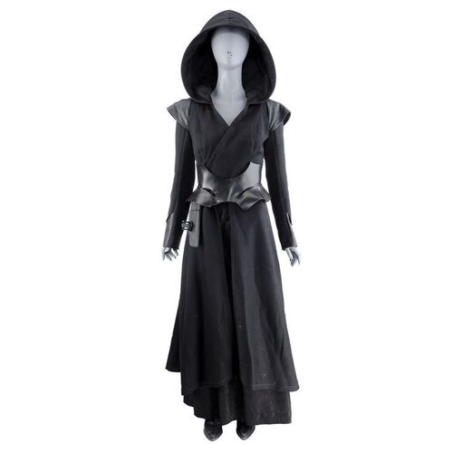 Lot # 148: Tal Shiar Zhat Vash Admonition Ritual Costume