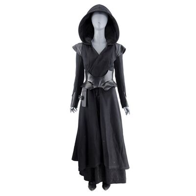 Lot # 148: Tal Shiar Zhat Vash Admonition Ritual Costume