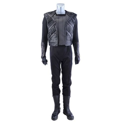 Lot # 149: Romulan Sentry Guard Uniform