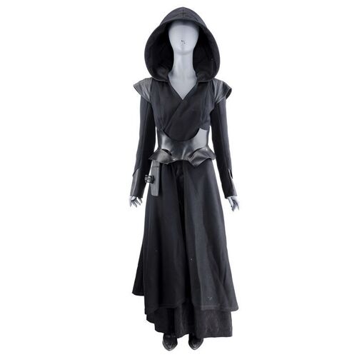 Lot # 152: Tal Shiar Zhat Vash Admonition Ritual Costume