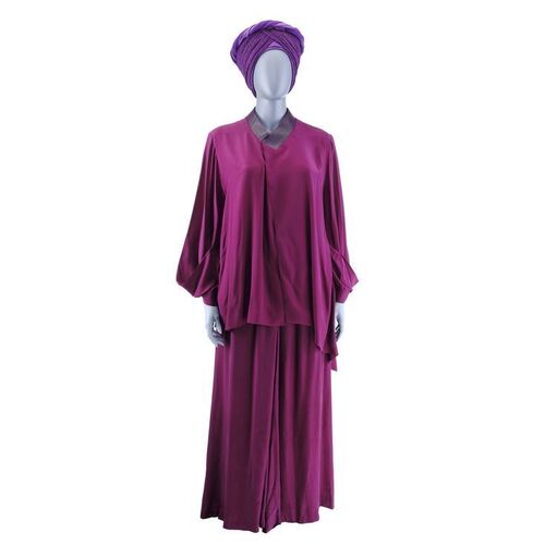 Lot # 188: Guinan (Whoopi Goldberg) Meeting with Jean-Luc Picard Costume