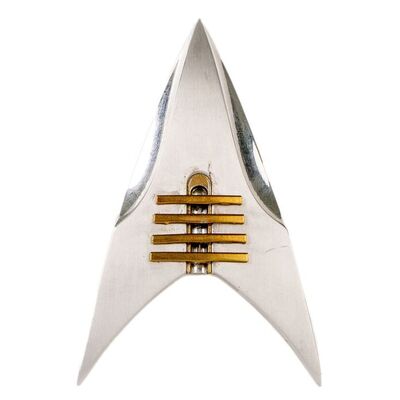 Lot # 204: General Jean-Luc Picard (Patrick Stewart) Confederation Combadge