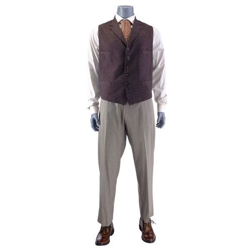 Lot # 238: Q (John de Lancie) Therapist Costume