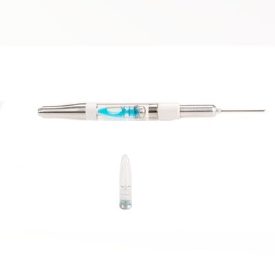 Lot # 242: Adam Soong (Brent Spiner) Soong Dynamics Syringe