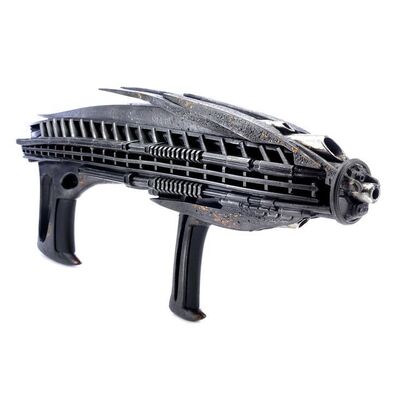 Lot # 284: Romulan Static Disruptor Rifle
