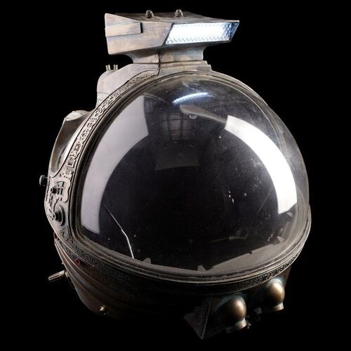 150255: ALIEN (1979) - Replica Light-Up Spacesuit Helmet