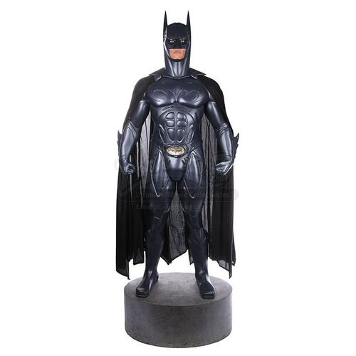 BATMAN FOREVER (1995) - Full-Size Batman Statue
