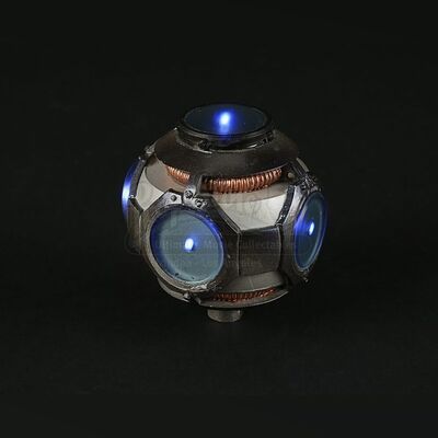 BLADE II (2002) - Light-up UV Bomb