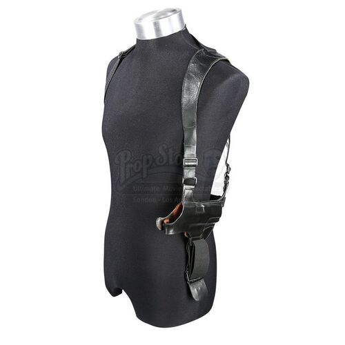 JAMES BOND: DIE ANOTHER DAY (2002) - James Bond's (Pierce Brosnan) Shoulder Holster