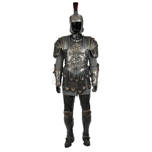 KING ARTHUR (2004) - King Arthur's (Clive Owen) Suit of Armour