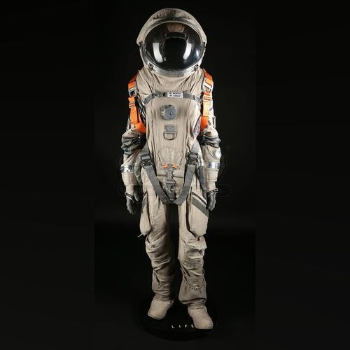 LIFE (2017) - Miranda North's (Rebecca Ferguson) IVA Suit