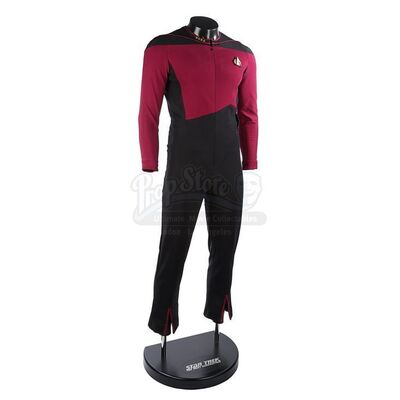 STAR TREK: THE NEXT GENERATION (TV 1987-1994) - Captain Picard's (Patrick Stewart) Starfleet Uniform